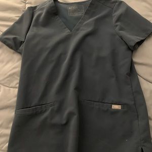 FIGS DARK HARBOUR SCRUB TOP